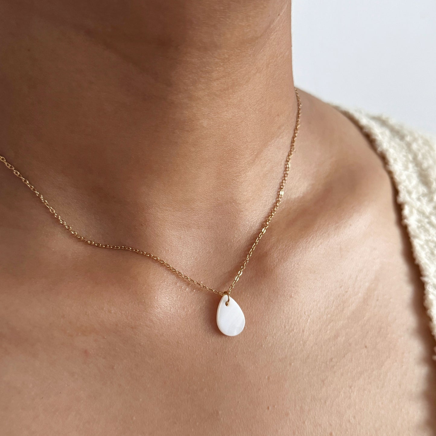 Mini Holly Necklace