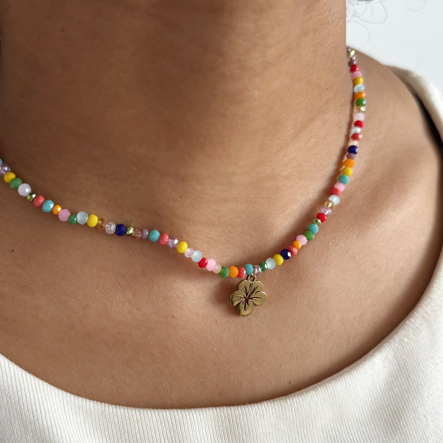 Hibiscus Necklace - Pop of color