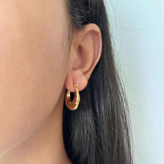 Valentina Hoops