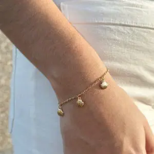 Mini Seashell Bracelet