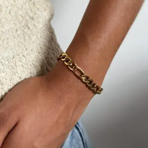 Figaro bracelet